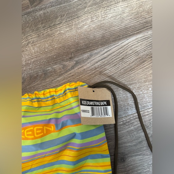 Keen Striped Drawstring Bag - Picture 2 of 4